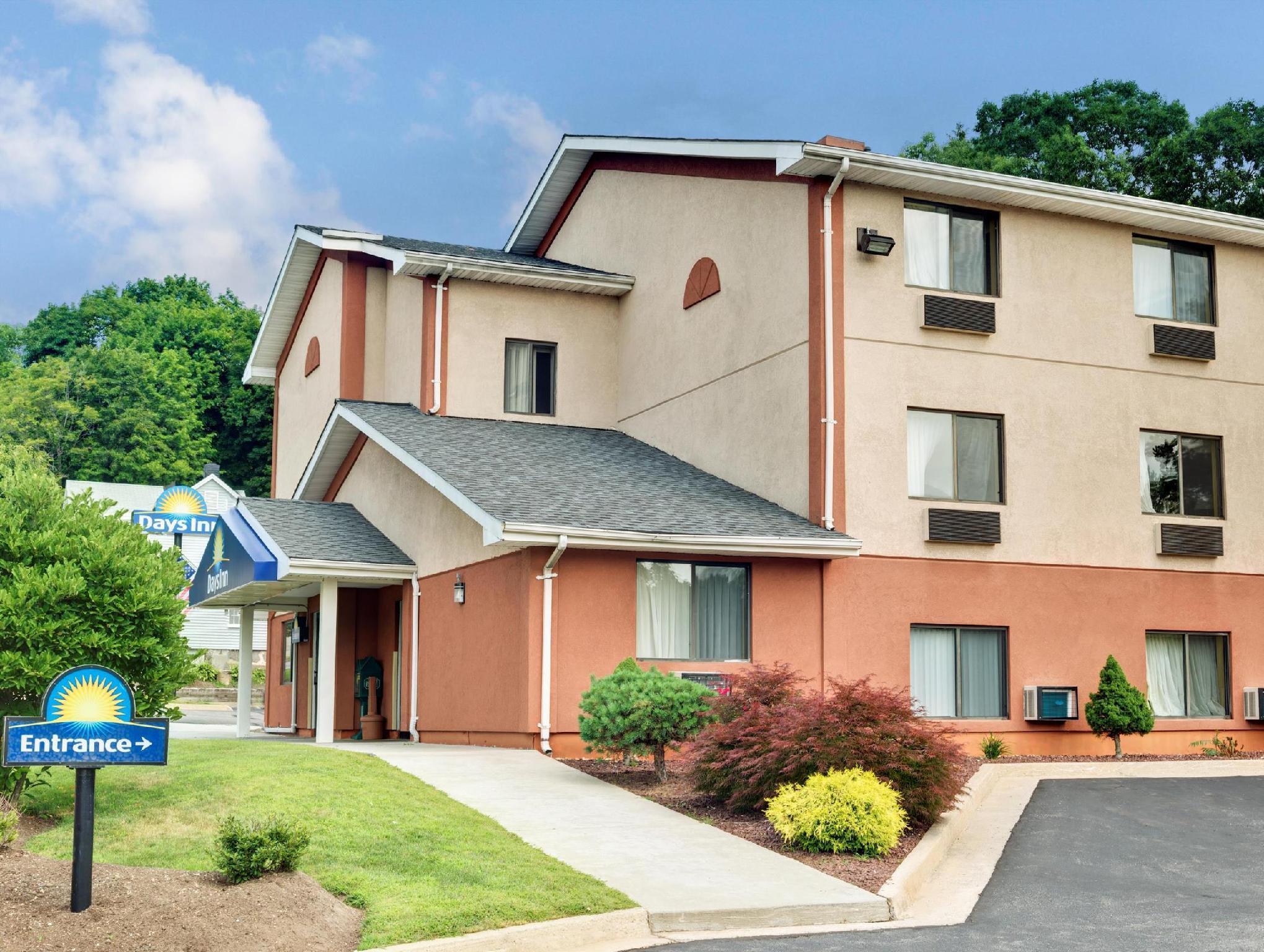 Days Inn By Wyndham Torrington Exterior foto